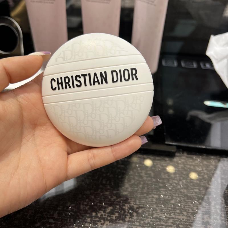 代购：迪奥Dior 新款 礼品包装全能型多用霜50ml