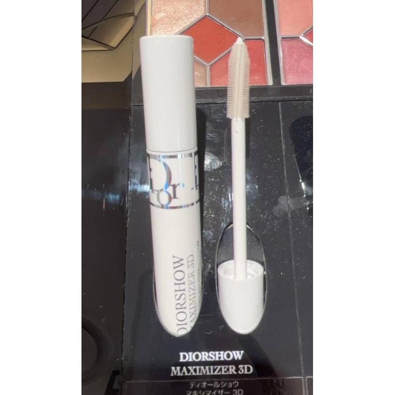 代购：dior迪奥 3D睫毛打底膏（ディオールショウ マキシマイザー 3D）