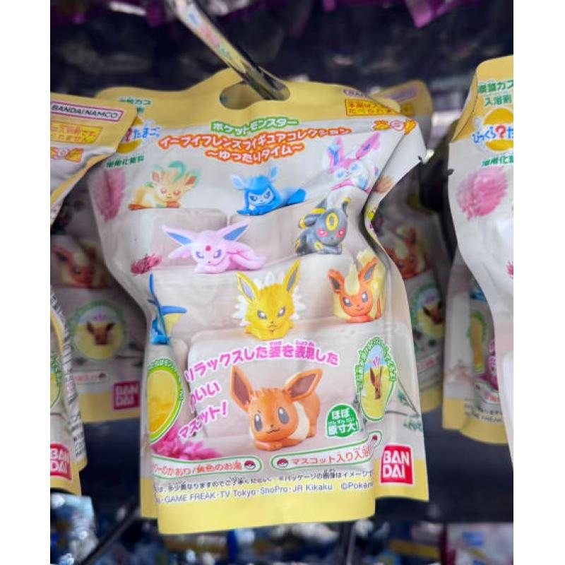 日本万代 精灵宝可梦 伊布盲盒泡澡沐浴球入浴剂 花香 内含小玩具 95g